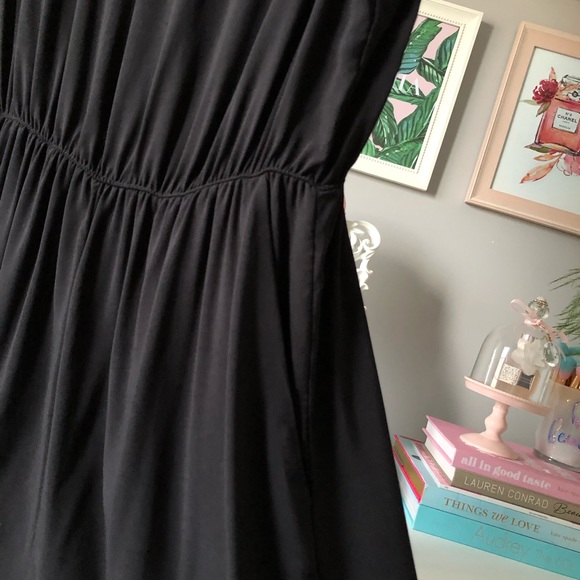 NWOT. H&M Romper - Picture 4 of 5